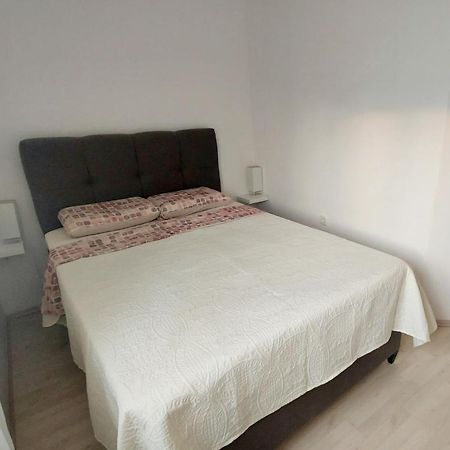 Apartman Near Fazana-500 From The Sea 외부 사진