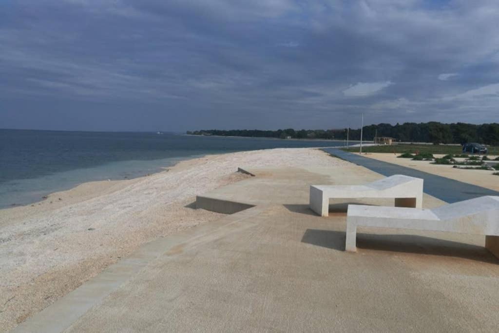 Apartman Near Fazana-500 From The Sea 외부 사진
